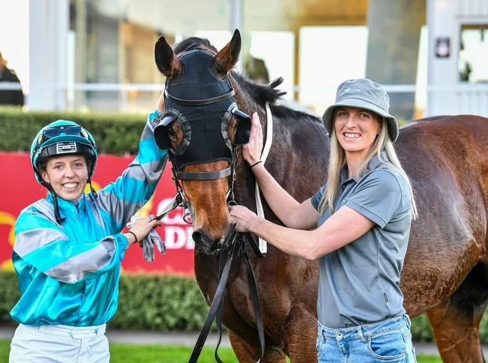 Tatum Bull, Run Naan, Briar